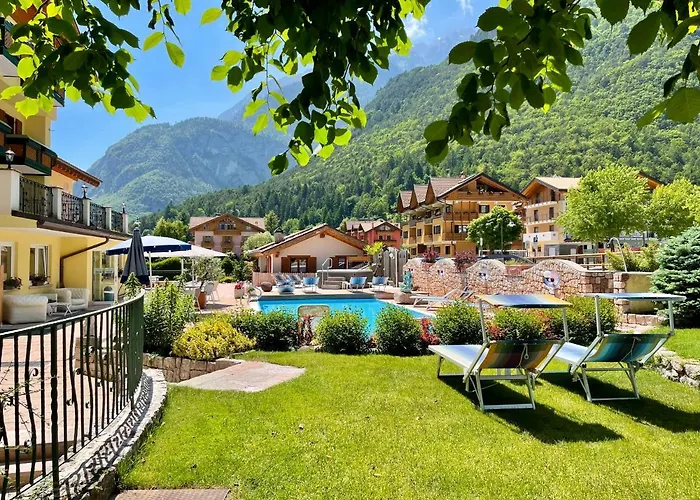 Romantic Hotels in Molveno