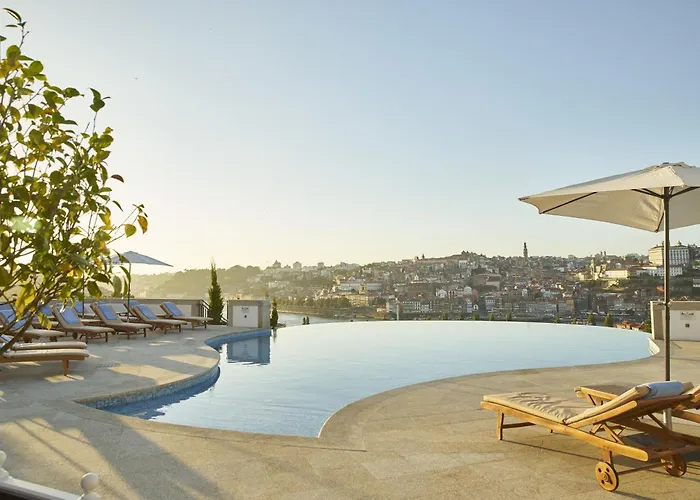 Romantic Hotels in Vila Nova de Gaia