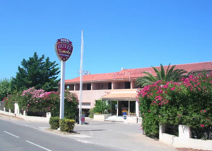 Romantic Hotels in Saint-Florent (Corsica)