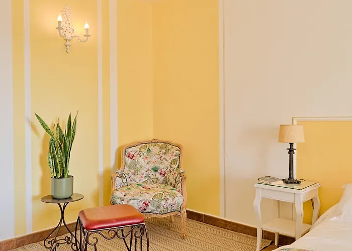 Romantic Hotels in Bormes-les-Mimosas