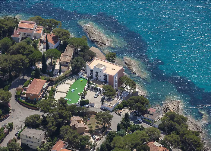 Romantic Hotels in Cavalaire-sur-Mer
