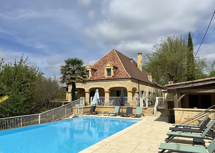 Romantic Hotels in Sarlat-la-Caneda