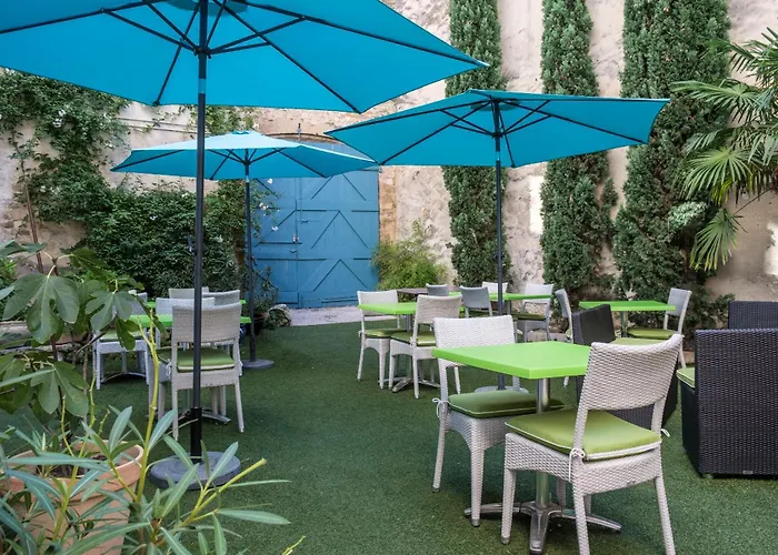 Romantic Hotels in Orange (Vaucluse)