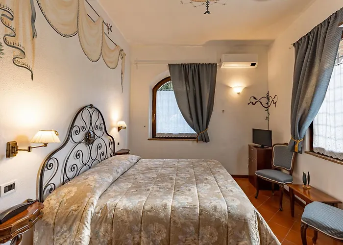 Romantic Hotels in Montalcino