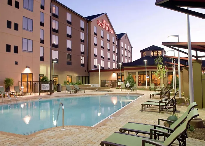Romantic Hotels in Pensacola