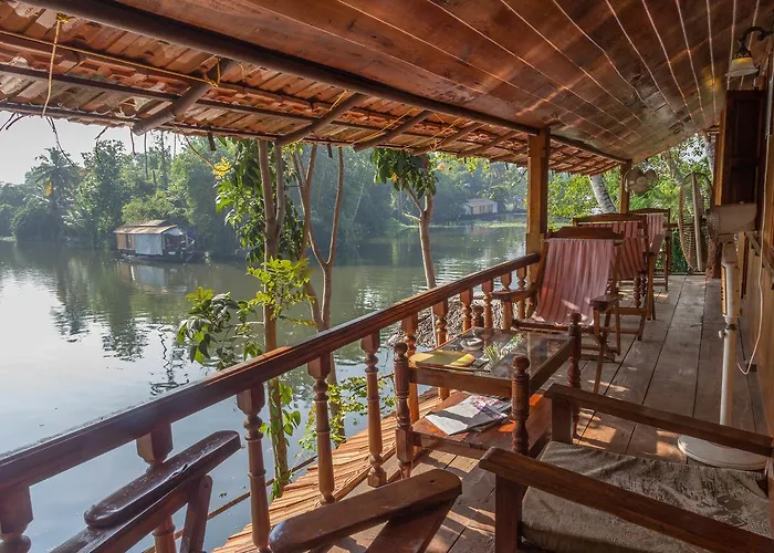 Romantic Hotels in Alappuzha