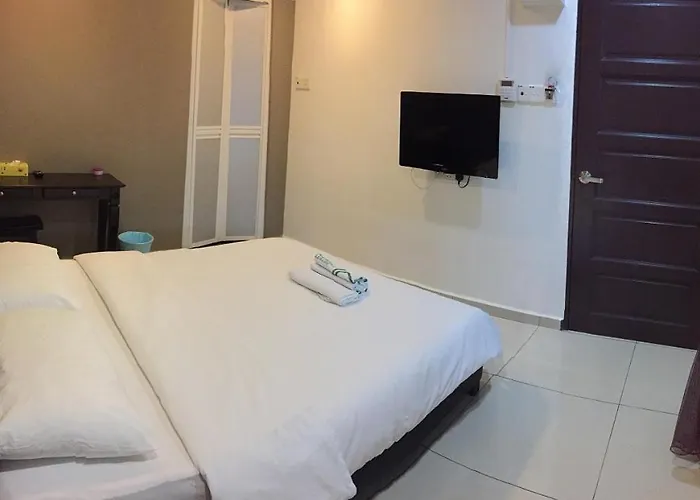 Romantic Hotels in Muar